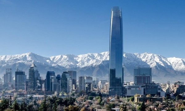 SANTIAGO, REGIÓN DE LOS LAGOS Y VOLCANES