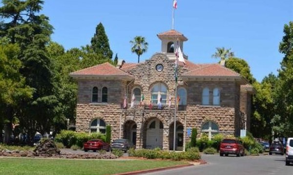 Napa and Sonoma Wine Country Tour 