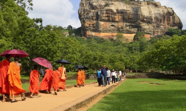 LOS SENTIDOS DE SRI LANKA   Colombo – Sigiriya – Kandy – Nuwara Eliya – Udawalawa – Galle – Negombo